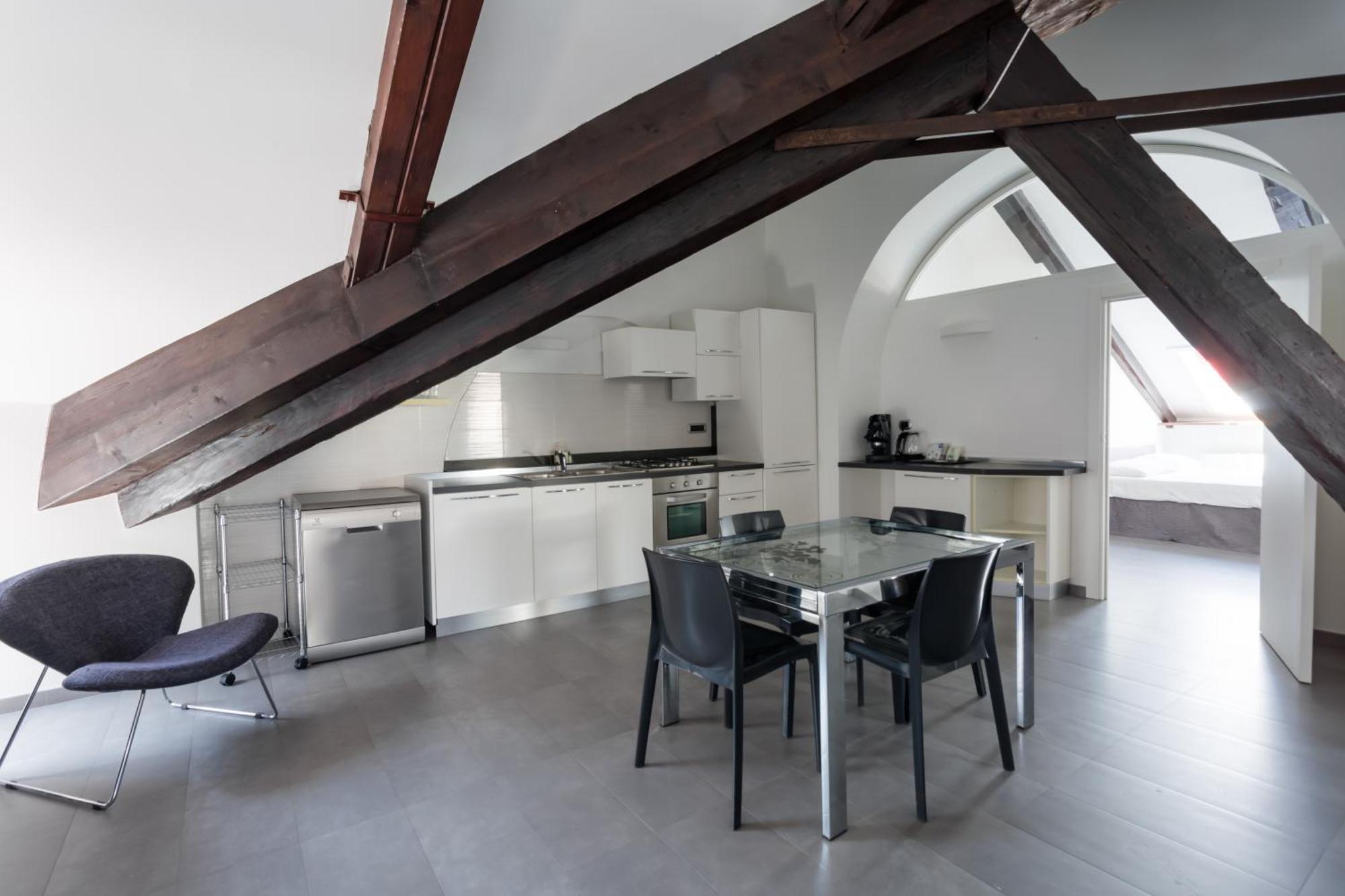 Duomo Loft In The Centre By Dimorra *