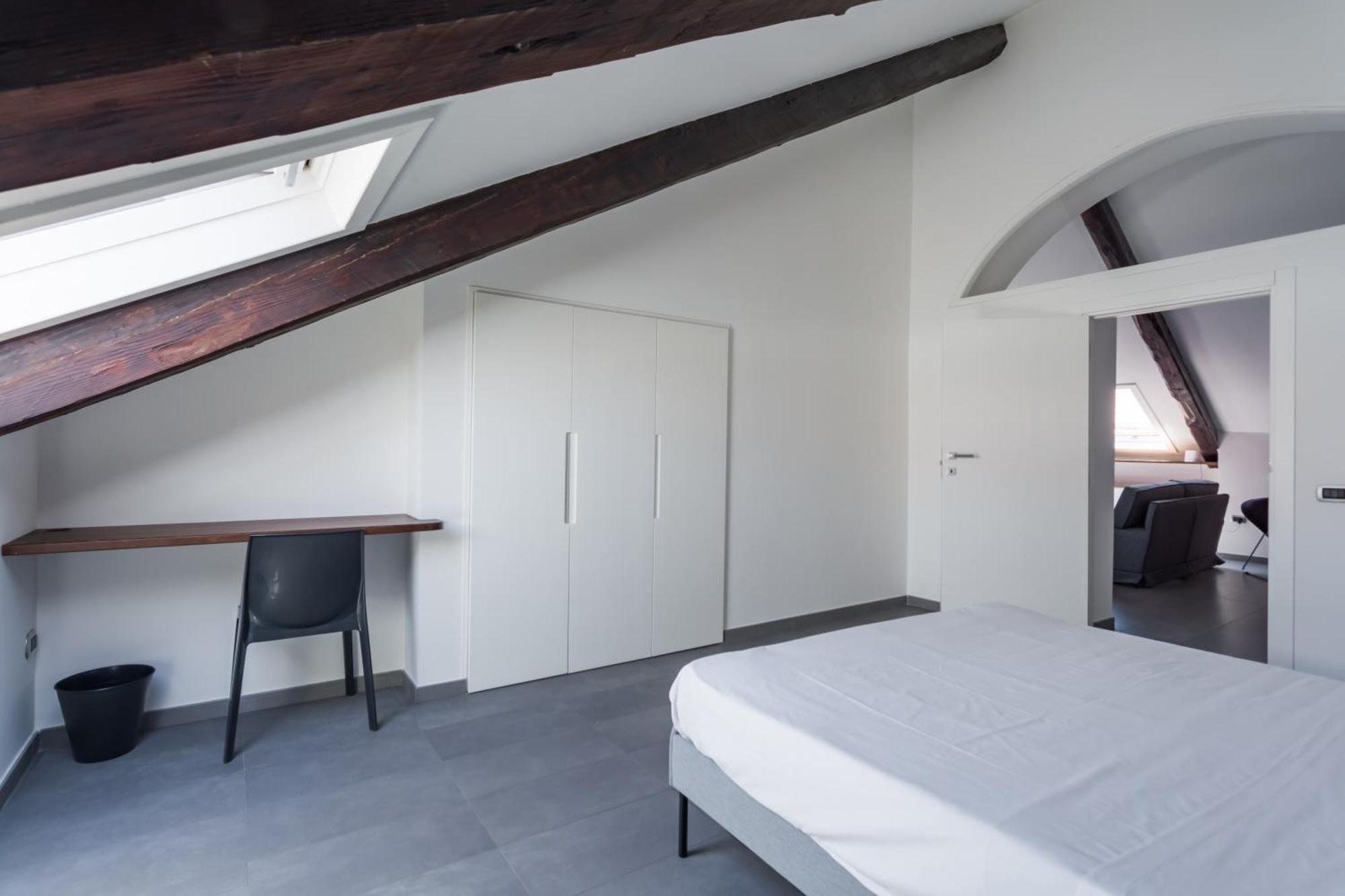 Duomo Loft In The Centre By Dimorra Apartment