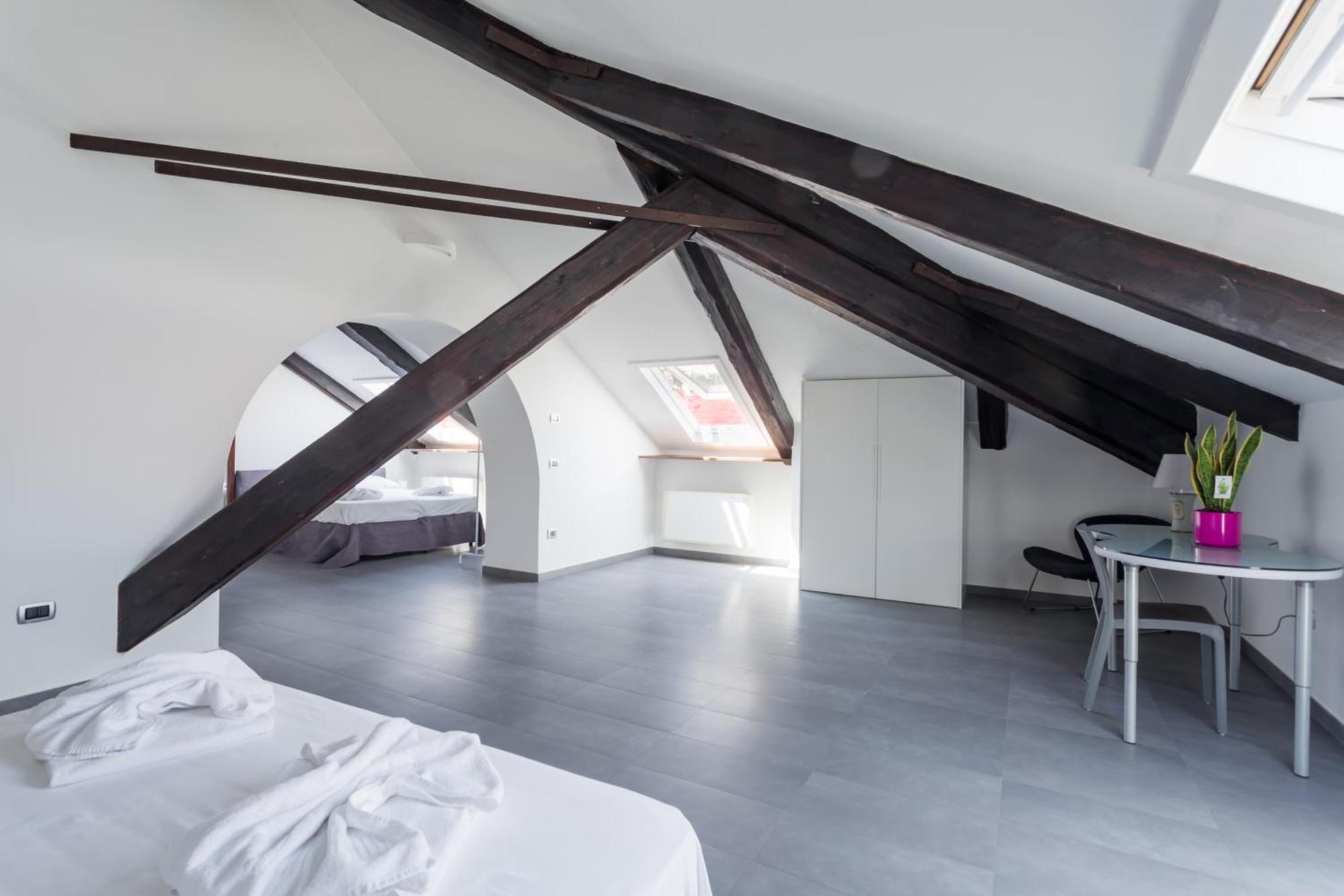 Duomo Loft In The Centre By Dimorra Apartment Naples